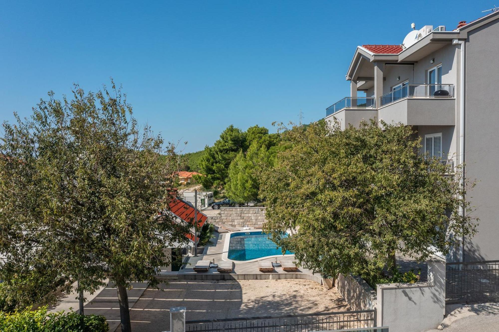 Villa EM Makarska Exterior foto